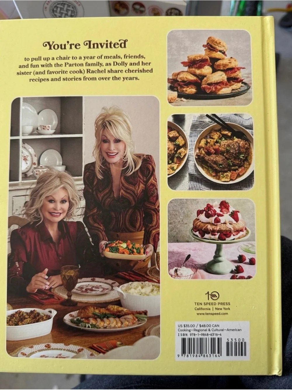 Good Lookin' Cookin' Yellow Cookbook by Dolly Parton & Rachel Parton George